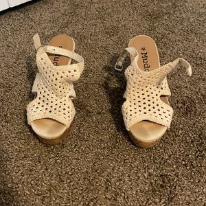 Mudd white wedges